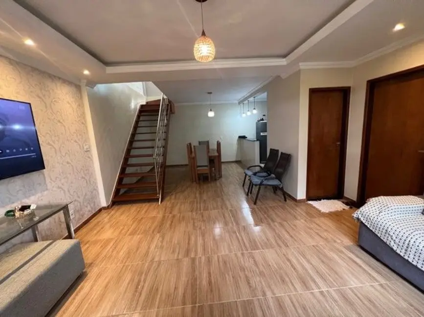 Foto 1 de Casa com 4 quartos à venda, 164m2 em Manaus - AM