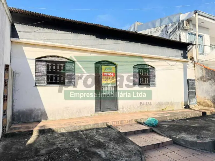 Foto 1 de Casa com 2 quartos à venda, 150m2 em Manaus - AM