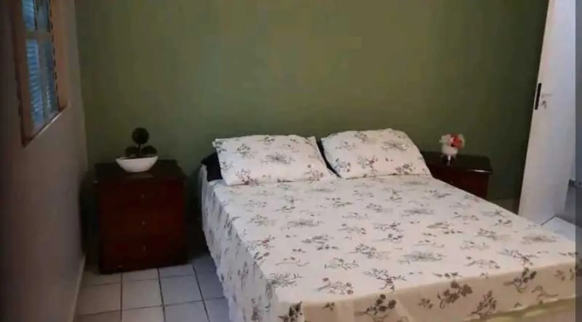 Casa de Condomínio com 4 quartos para alugar, 150m2 em Manaus - AM - imagem 4 Foto 4 de Casa de Condomínio com 4 quartos para alugar, 150m2 em Manaus - AM