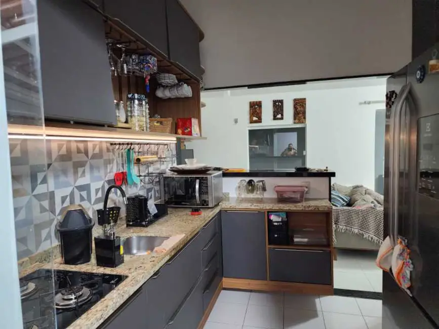 Casa de Condomínio com 3 quartos à venda, 225m2 em Manaus - AM - imagem 8 Foto 8 de Casa de Condomínio com 3 quartos à venda, 225m2 em Manaus - AM