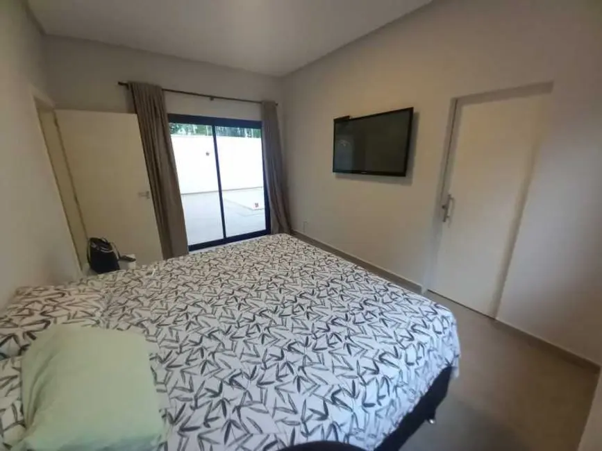 Casa de Condomínio com 3 quartos à venda, 212m2 em Manaus - AM - imagem 6 Foto 6 de Casa de Condomínio com 3 quartos à venda, 212m2 em Manaus - AM