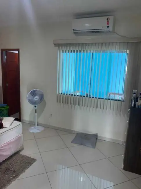 Foto 2 de Casa com 3 quartos à venda, 209m2 em Manaus - AM