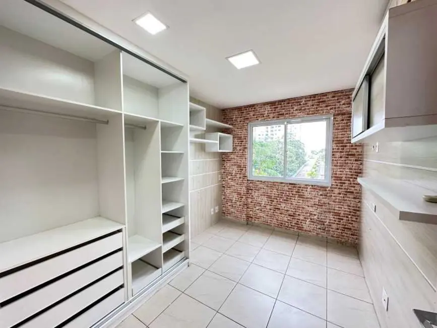 Apartamento com 3 quartos para alugar, 106m2 em Manaus - AM - imagem 9 Foto 9 de Apartamento com 3 quartos para alugar, 106m2 em Manaus - AM