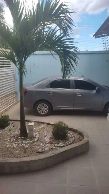 Foto 2 de Casa com 5 quartos à venda, 600m2 em Manaus - AM