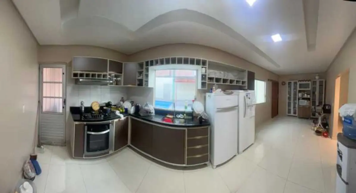 Casa com 2 quartos à venda, 130m2 em Manaus - AM - imagem 3 Foto 3 de Casa com 2 quartos à venda, 130m2 em Manaus - AM