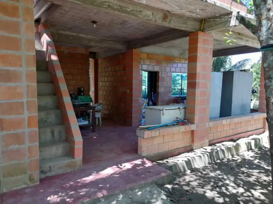 Foto 9 de Sítio / Rancho com 3 quartos à venda, 15600m2 em Iranduba - AM