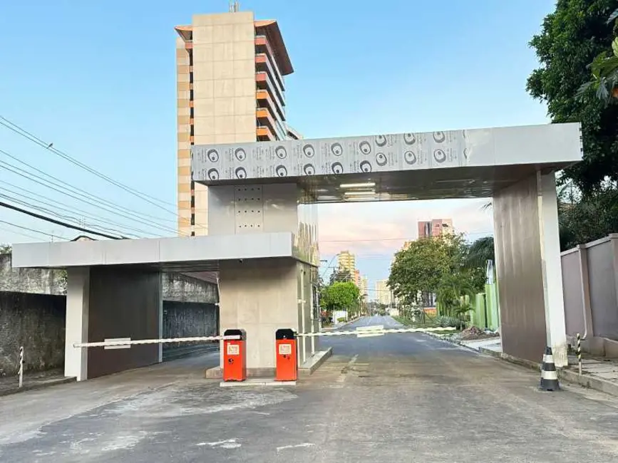 Foto 1 de Terreno / Lote à venda, 2400m2 em Manaus - AM