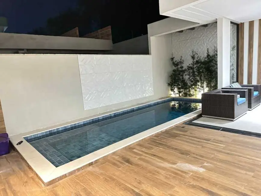 Casa de Condomínio com 5 quartos à venda, 350m2 em Manaus - AM - imagem 4 Foto 4 de Casa de Condomínio com 5 quartos à venda, 350m2 em Manaus - AM