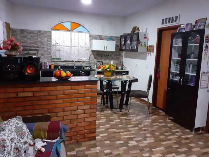 Foto 5 de Casa com 4 quartos à venda, 324m2 em Manaus - AM