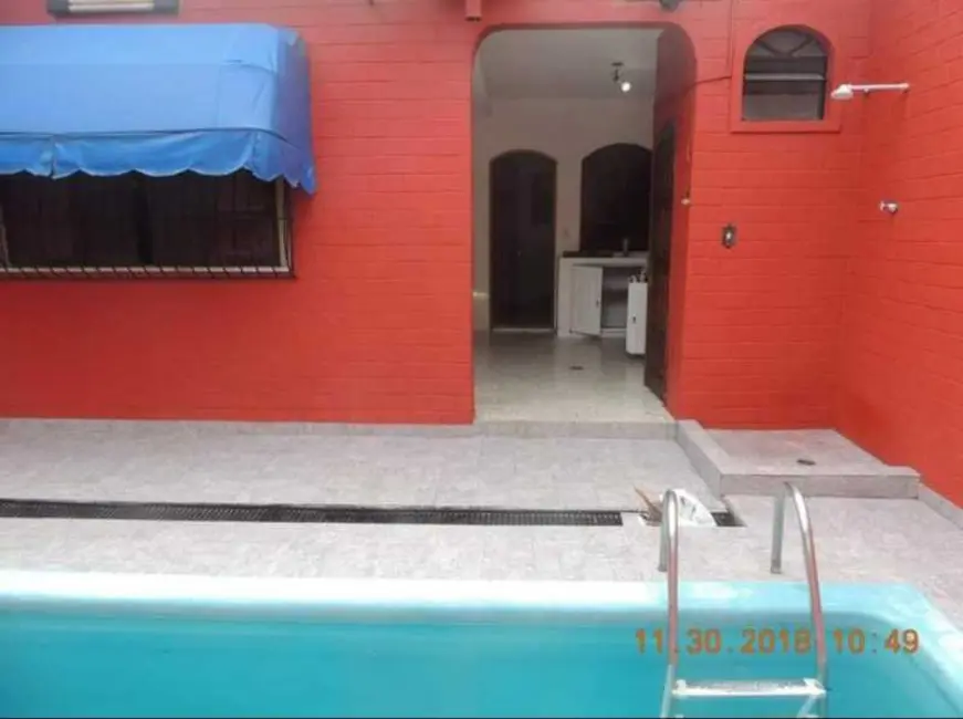 Foto 2 de Casa com 5 quartos à venda, 300m2 em Manaus - AM