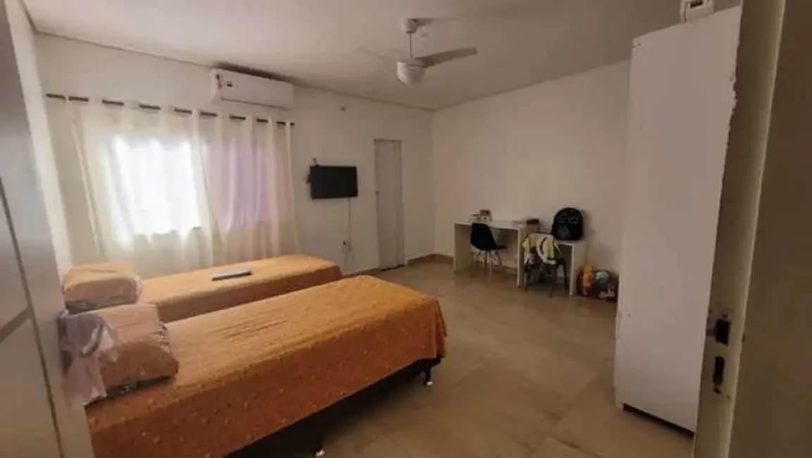 Casa com 2 quartos à venda, 528m2 em Manaus - AM - imagem 5 Foto 5 de Casa com 2 quartos à venda, 528m2 em Manaus - AM