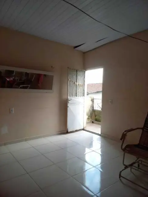 Foto 2 de Casa com 3 quartos à venda, 75m2 em Manaus - AM