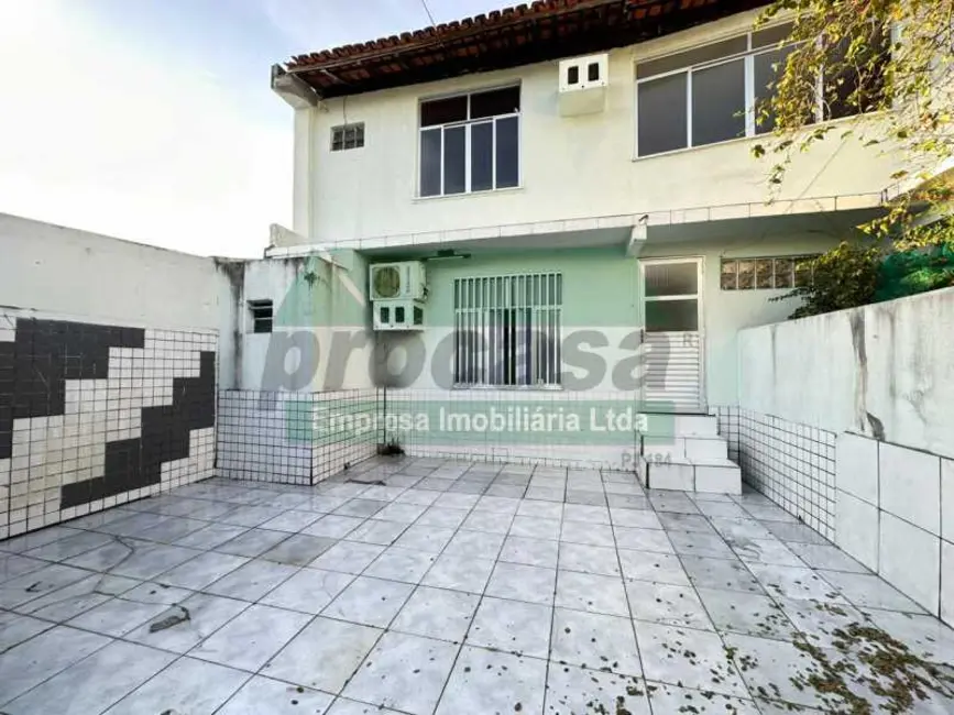 Apartamento com 3 quartos para alugar, 100m2 em Manaus - AM - imagem 1 Foto 1 de Apartamento com 3 quartos para alugar, 100m2 em Manaus - AM