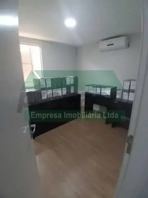 Armazém / Galpão à venda, 1200m2 em Manaus - AM - imagem 5 Foto 5 de Armazém / Galpão à venda, 1200m2 em Manaus - AM