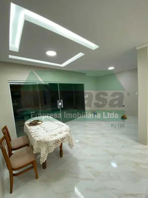 Casa com 3 quartos à venda, 250m2 em Manaus - AM - imagem 8 Foto 8 de Casa com 3 quartos à venda, 250m2 em Manaus - AM