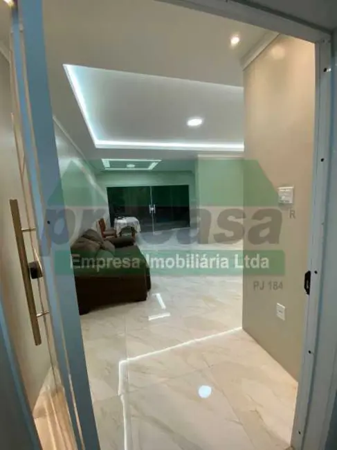 Casa com 3 quartos à venda, 250m2 em Manaus - AM - imagem 6 Foto 6 de Casa com 3 quartos à venda, 250m2 em Manaus - AM