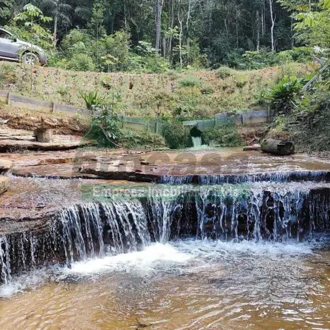 Foto 1 de Sítio / Rancho à venda, 500m2 em Presidente Figueiredo - AM
