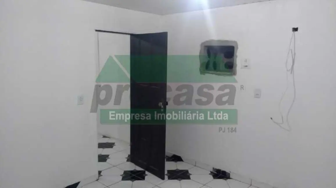Foto 4 de Casa com 2 quartos à venda, 80m2 em Manaus - AM