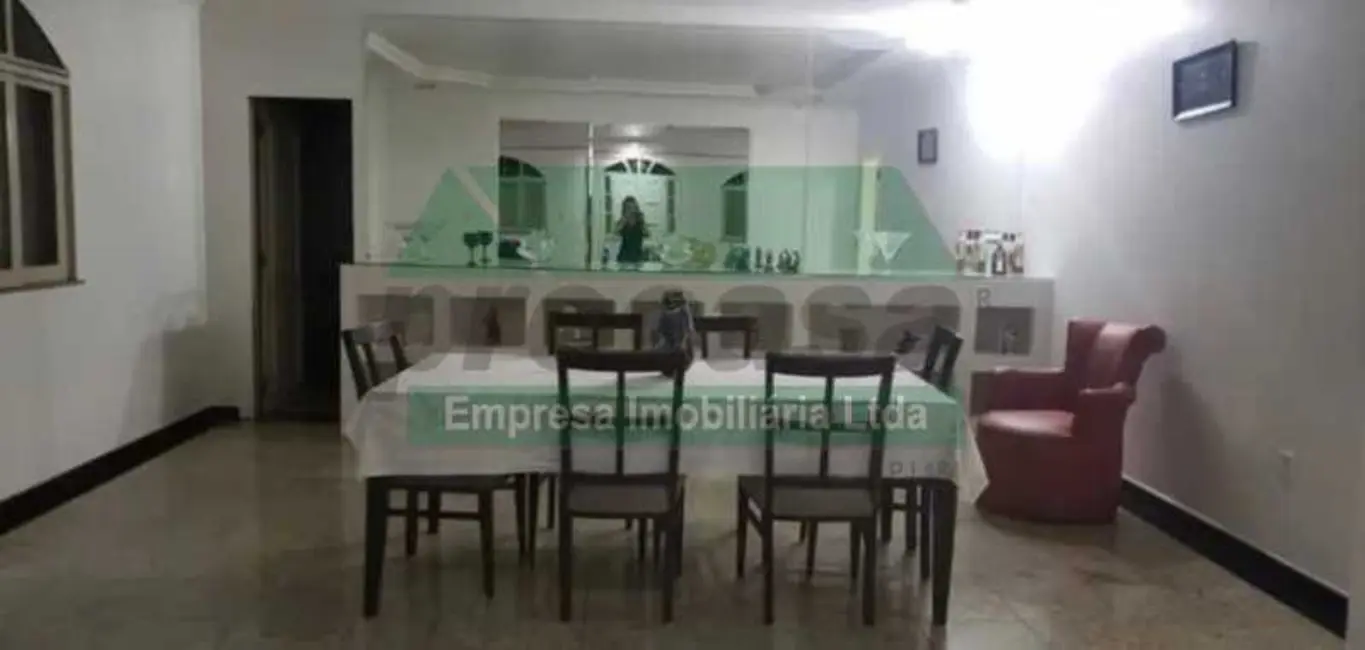 Foto 2 de Casa de Condomínio com 4 quartos para alugar, 500m2 em Manaus - AM