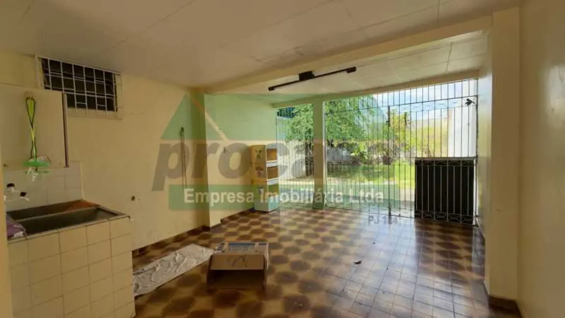 Casa com 3 quartos para alugar, 180m2 em Manaus - AM - imagem 7 Foto 7 de Casa com 3 quartos para alugar, 180m2 em Manaus - AM