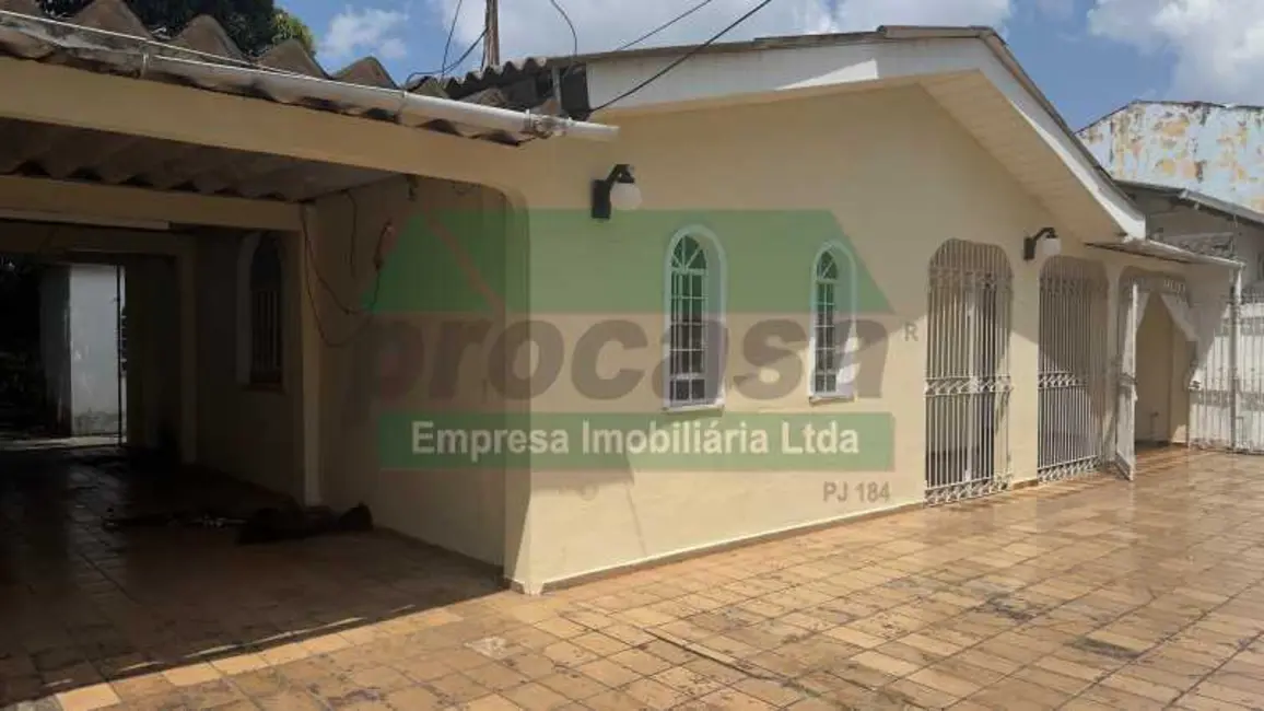 Casa com 3 quartos para alugar, 180m2 em Manaus - AM - imagem 3 Foto 3 de Casa com 3 quartos para alugar, 180m2 em Manaus - AM