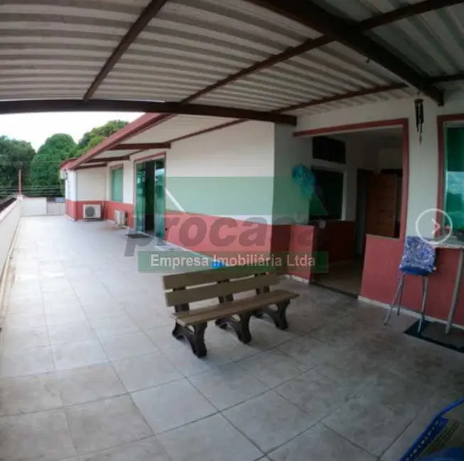 Casa com 3 quartos à venda e para alugar, 450m2 em Manaus - AM - imagem 3 Foto 3 de Casa com 3 quartos à venda e para alugar, 450m2 em Manaus - AM