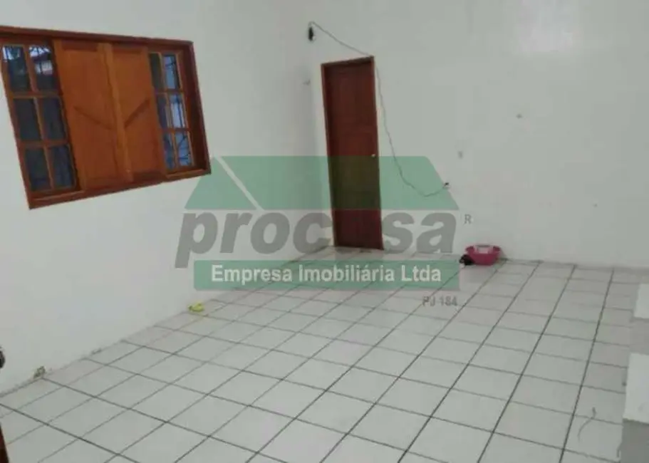 Foto 2 de Casa com 3 quartos para alugar, 360m2 em Manaus - AM