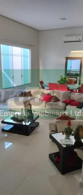 Casa de Condomínio com 3 quartos à venda, 291m2 em Manaus - AM - imagem 2 Foto 2 de Casa de Condomínio com 3 quartos à venda, 291m2 em Manaus - AM