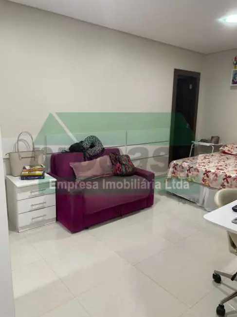 Casa de Condomínio com 3 quartos à venda, 291m2 em Manaus - AM - imagem 5 Foto 5 de Casa de Condomínio com 3 quartos à venda, 291m2 em Manaus - AM