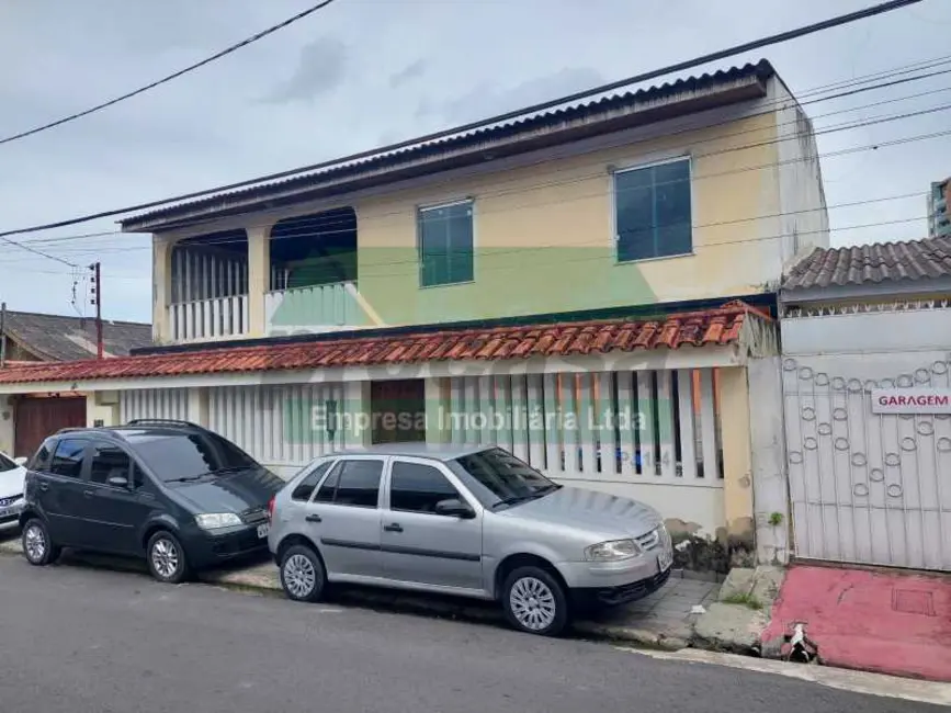 Foto 2 de Casa com 4 quartos à venda, 350m2 em Manaus - AM