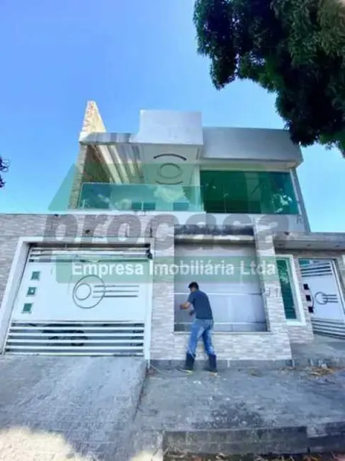 Foto 1 de Casa com 5 quartos à venda, 304m2 em Manaus - AM