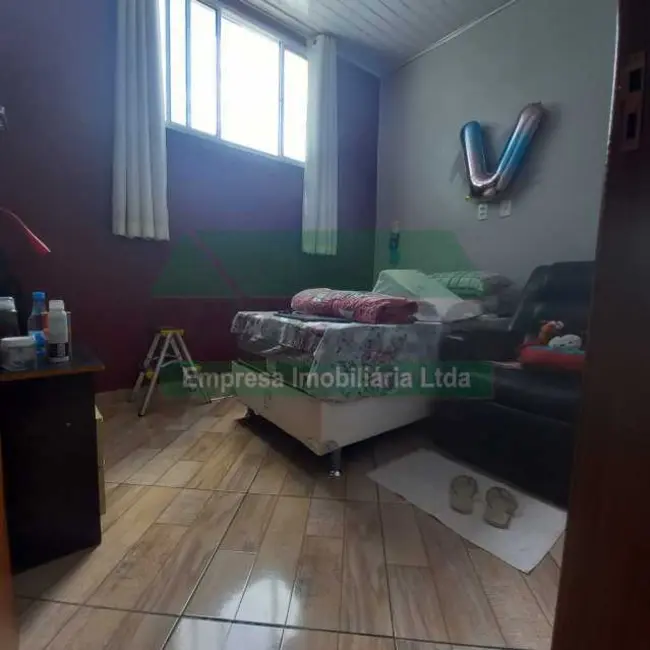 Foto 3 de Casa com 5 quartos à venda, 240m2 em Manaus - AM
