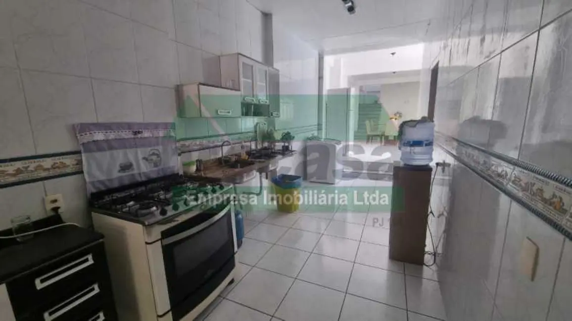 Casa de Condomínio com 6 quartos à venda, 250m2 em Manaus - AM - imagem 5 Foto 5 de Casa de Condomínio com 6 quartos à venda, 250m2 em Manaus - AM