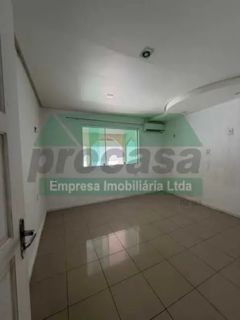 Foto 6 de Casa com 3 quartos à venda, 300m2 em Manaus - AM