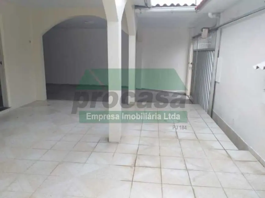 Foto 2 de Casa com 3 quartos à venda e para alugar, 300m2 em Manaus - AM