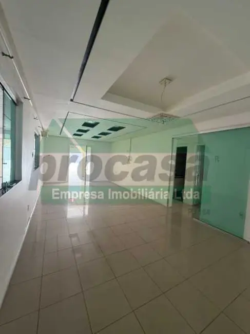 Foto 2 de Casa com 3 quartos à venda, 300m2 em Manaus - AM