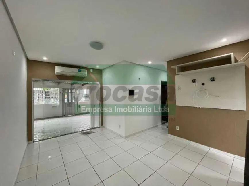 Foto 9 de Casa com 2 quartos para alugar, 85m2 em Manaus - AM