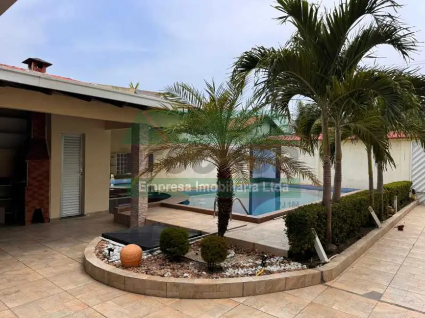 Casa com 5 quartos à venda, 400m2 em Manaus - AM - imagem 4 Foto 4 de Casa com 5 quartos à venda, 400m2 em Manaus - AM