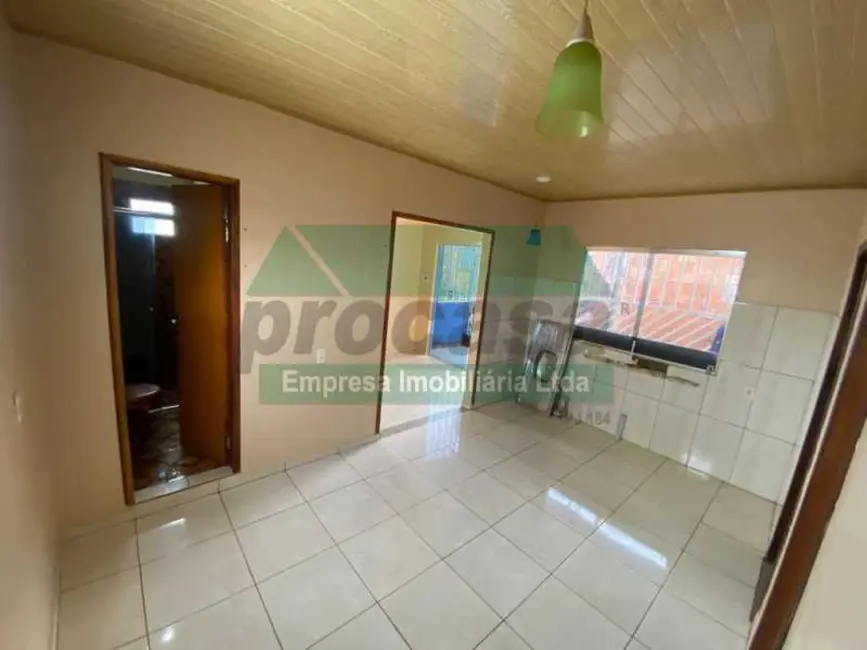 Foto 2 de Casa com 4 quartos à venda, 200m2 em Manaus - AM