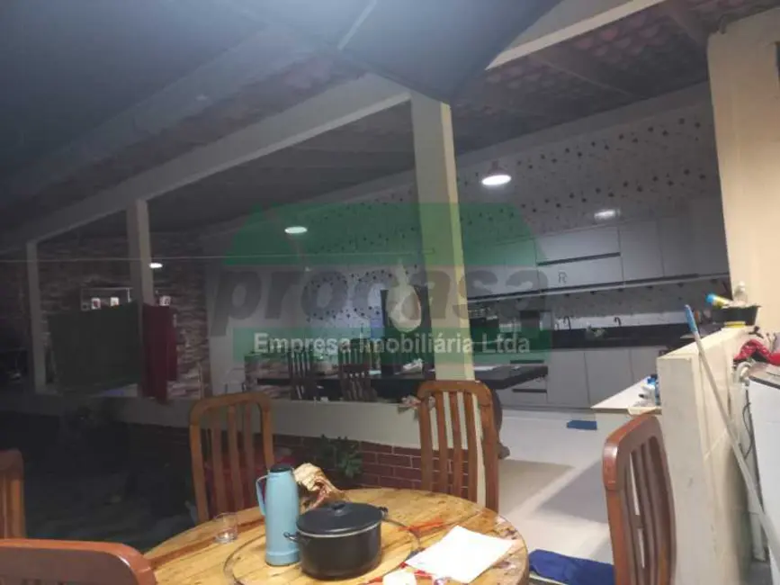 Foto 4 de Casa com 4 quartos à venda, 450m2 em Manaus - AM