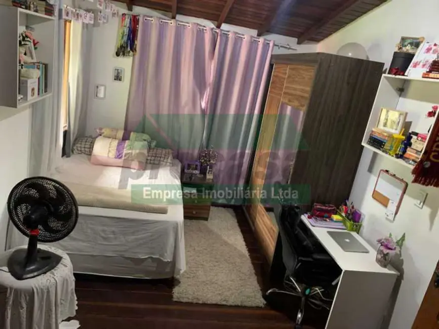 Casa com 4 quartos à venda, 265m2 em Manaus - AM - imagem 9 Foto 9 de Casa com 4 quartos à venda, 265m2 em Manaus - AM