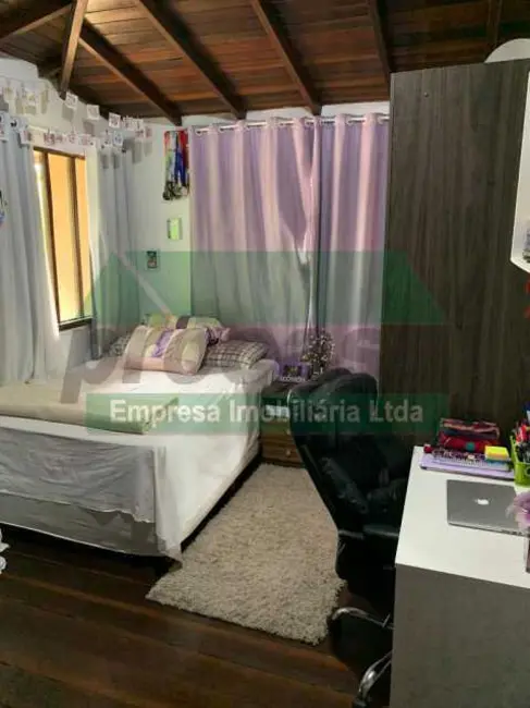 Casa com 4 quartos à venda, 265m2 em Manaus - AM - imagem 8 Foto 8 de Casa com 4 quartos à venda, 265m2 em Manaus - AM