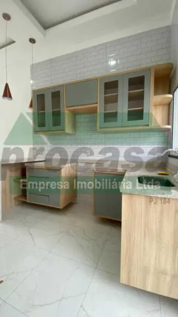 Foto 1 de Casa com 2 quartos à venda, 170m2 em Manaus - AM