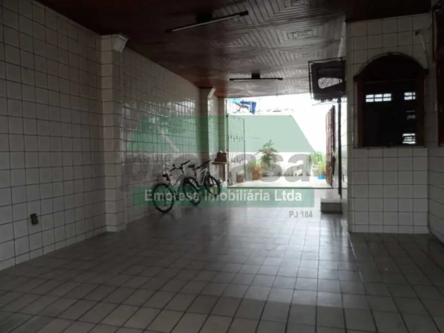Foto 1 de Casa com 4 quartos à venda, 400m2 em Manaus - AM