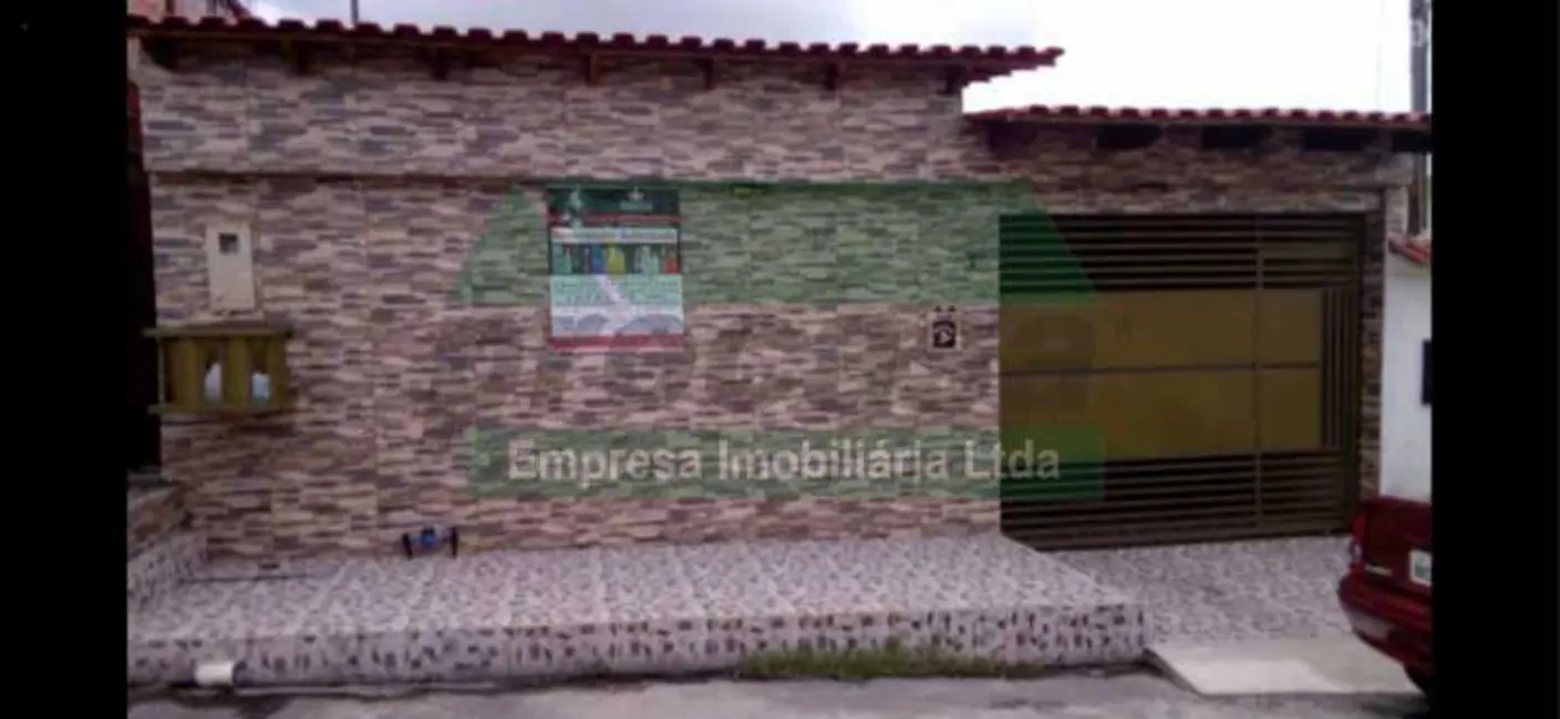 Casa com 4 quartos à venda, 80m2 em Manaus - AM - imagem 1 Foto 1 de Casa com 4 quartos à venda, 80m2 em Manaus - AM