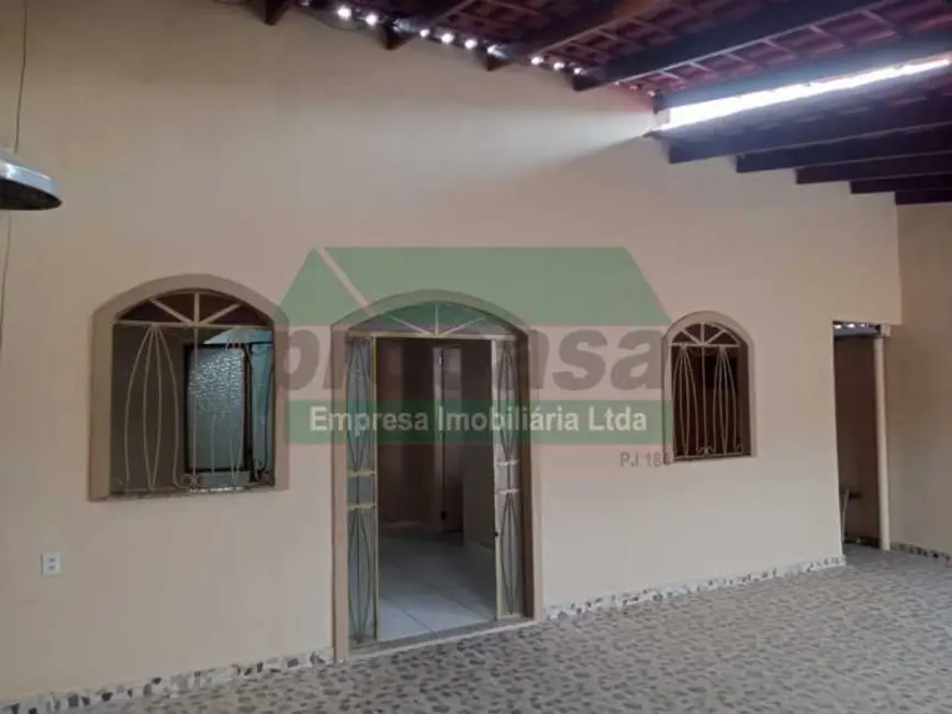 Foto 2 de Casa com 4 quartos à venda, 80m2 em Manaus - AM
