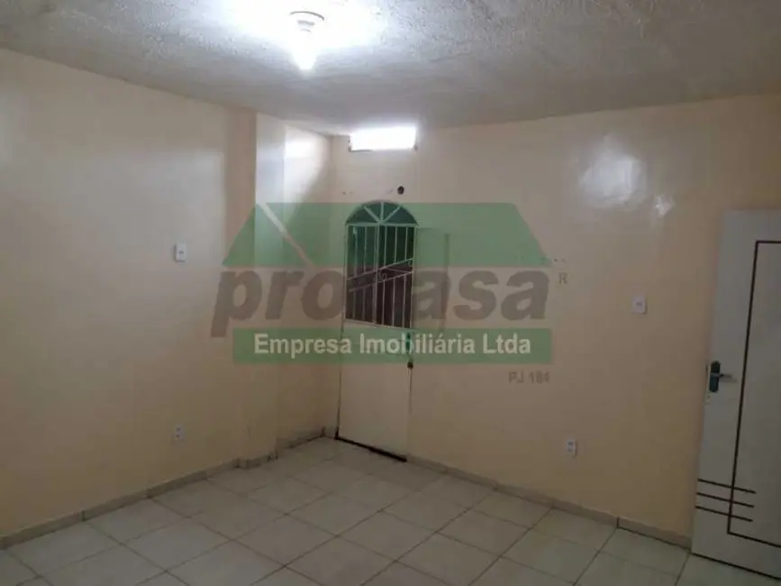 Foto 3 de Casa com 4 quartos à venda, 80m2 em Manaus - AM