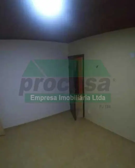 Foto 2 de Casa com 3 quartos à venda, 300m2 em Manaus - AM