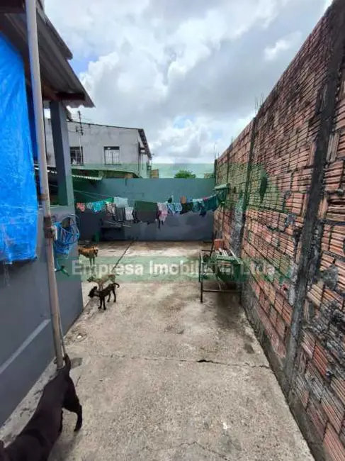 Foto 2 de Casa com 2 quartos à venda, 160m2 em Manaus - AM