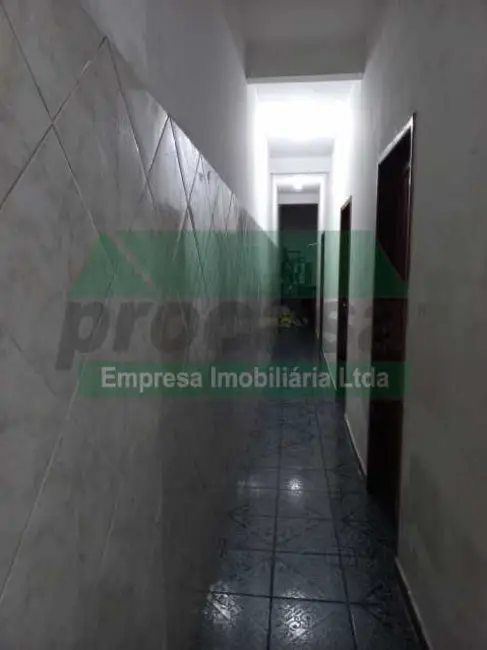 Casa com 3 quartos à venda, 194m2 em Manaus - AM - imagem 2 Foto 2 de Casa com 3 quartos à venda, 194m2 em Manaus - AM